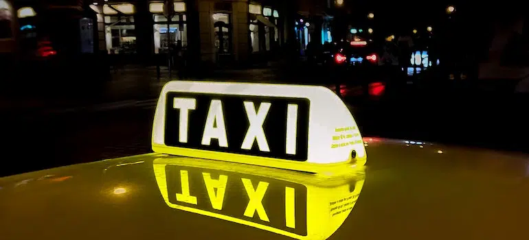 Taxi sign